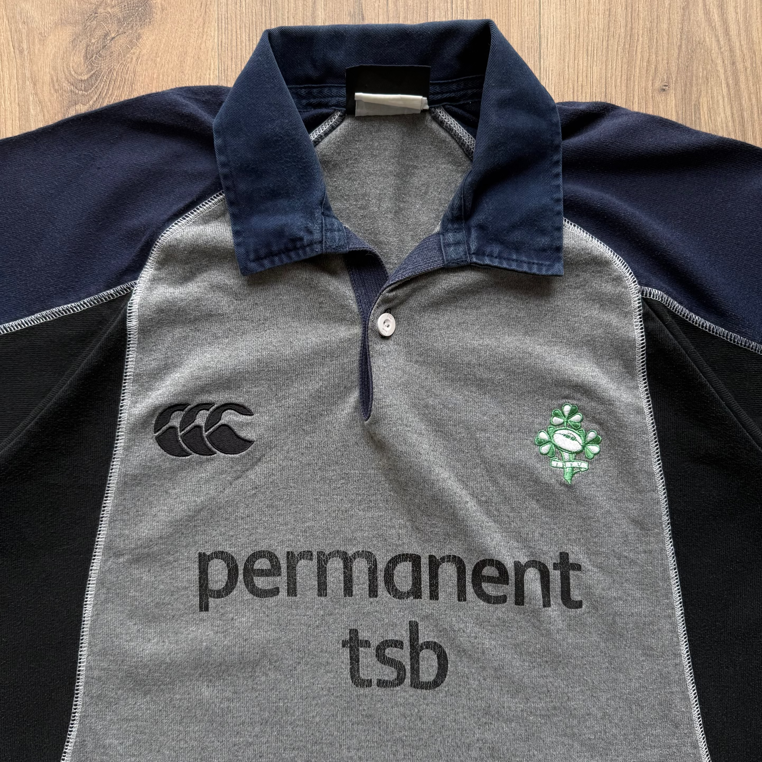 2005/2006 Ireland Training Jersey - M